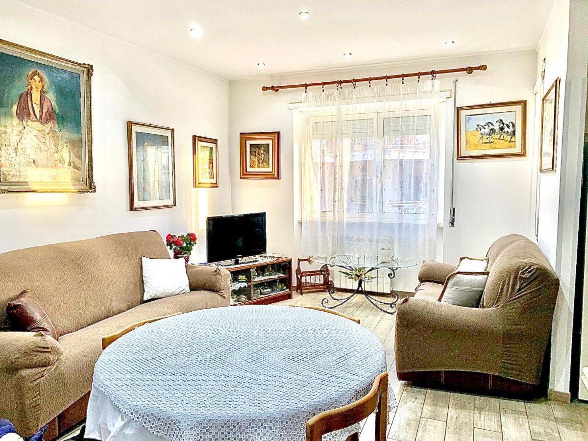 Apartamento Relax Zambrini Lido di Ostia Exterior foto